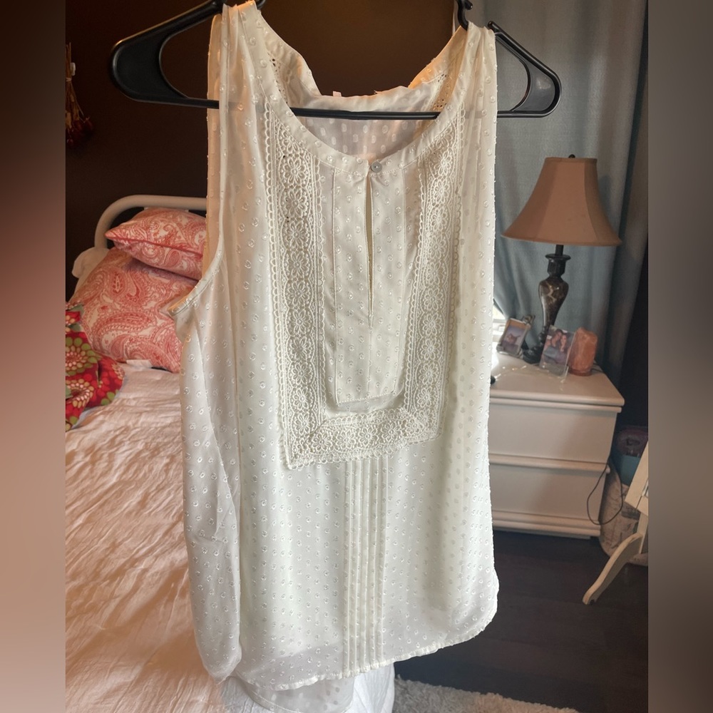Women’s blouse